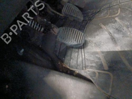 Used Clutch pedal PEUGEOT PARTNER Box Body/MPV 1.6 HDi (90 hp) 30153745
