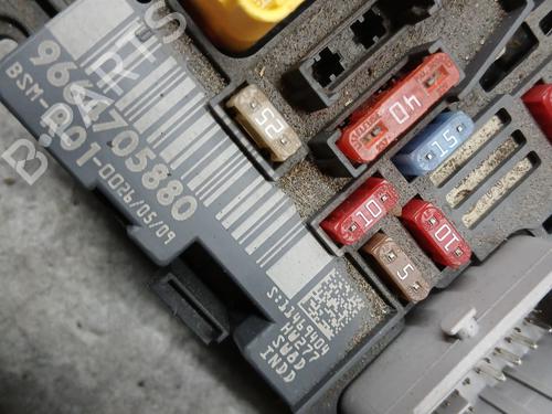 Boîte à Fusibles PEUGEOT 307 (3A/C) 2.0 HDi 110 | BP30908505E1