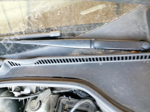 Front windshield wiper arm VW GOLF V (1K1) 1.9 TDI | BP26951456C143 