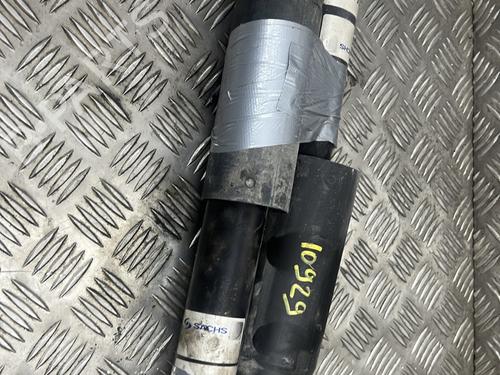 Used Right rear shock absorber RENAULT SCÉNIC II (JM0/1_) 1.5 dCi (JM1E, JM16) (106 hp) 28179986