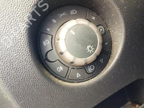 Used Headlight switch OPEL CORSA D (S07) 1.3 CDTI (L08, L68) (90 hp) 25894286