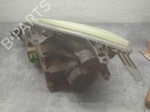 Right headlight FORD FIESTA V (JH_, JD_) 1.4 TDCi | BP22318252C29 