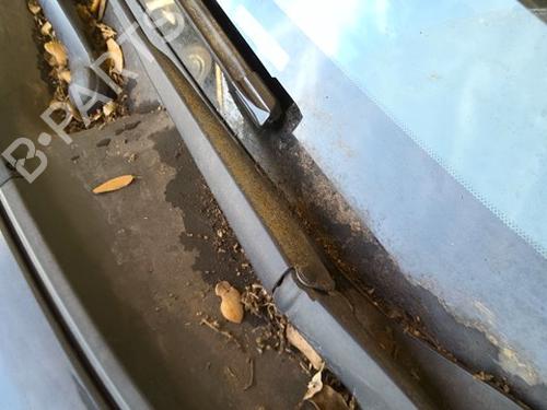 Used Front windshield wiper arm Front windshield wiper arm 38911316 38911316