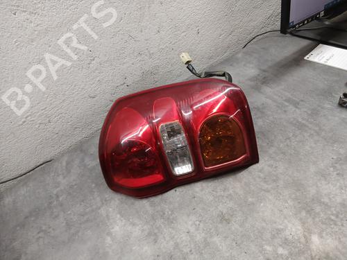 Højre baglygte TOYOTA RAV 4 II (_A2_) 2.0 D 4WD (CLA20_, CLA21_, CLA20R, CLA21R) (116 hp) 29567391