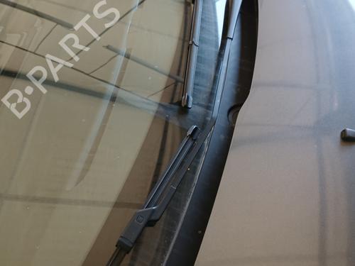 Used Front windshield wiper arm PEUGEOT 208 I (CA_, CC_) 1.2 VTI 82 (82 hp) 28621938