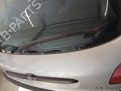 Bagrudeviskerarm PEUGEOT 206 Hatchback (2A/C) 2.0 HDI 90 (90 hp) 31642141