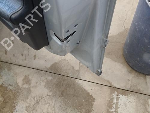 Front right lock VOLVO V50 (545) D5 | BP29968780C97