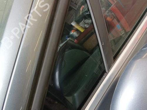 Front left quarter glass CITROËN C5 III Break (RW_) 2.2 HDi (RW4HTH) | BP29862028C111