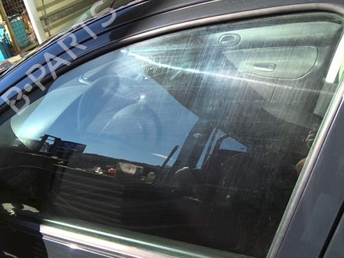 front-left-door-window-peugeot-206-2l_-2m_-2009-2010-2011-2012-2013-39979857 main image