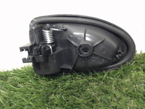 Used Front right interior door handle Front right interior door handle 20887457 20887457