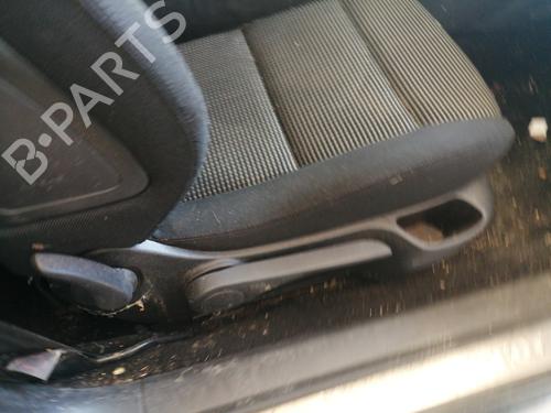 Right front seat PEUGEOT 307 CC (3B) 2.0 HDi 135 | BP25282042C16 