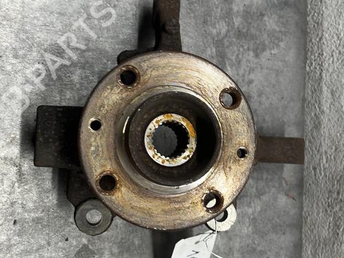 Used Right front steering knuckle RENAULT CLIO III (BR0/1, CR0/1) 1.2 16V Hi-Flex (BR1U, CR1U) (75 hp) 29375292