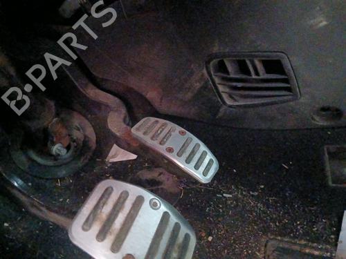 pedal-fiat-bravo-ii-198_-2006-2007-2008-2009-2010-2011-2012-2013-2014-2015-2016-28489471 main image