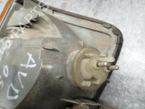 Right front indicator MERCEDES-BENZ 124 Saloon (W124) 250 D (124.125) | BP24828433C33 