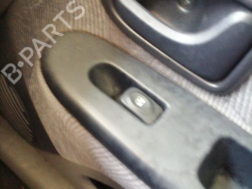 Used Right front window switch RENAULT CLIO II (BB_, CB_) 1.6 16V (BB01, BB0H, BB0T, BB14, BB1D, BB1R, BB2KL, BB3G... (107 hp) 26293765