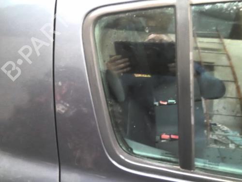 rear-right-door-window-renault-clio-iii-br01-cr01-2005-2006-2007-2008-2009-2010-2011-2012-2013-2014-40126692 main image