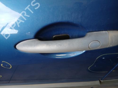 front-left-exterior-door-handle-renault-megane-ii-bm01_-cm01_-2001-2002-2003-2004-2005-2006-2007-2008-2009-2010-2011-2012-31613551 main image