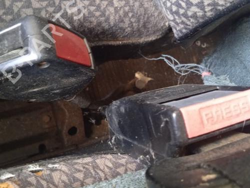 Used Seat buckle Seat buckle RENAULT 4 (112_) 1.1 (1128, S128) (34 hp) 25265766 25265766