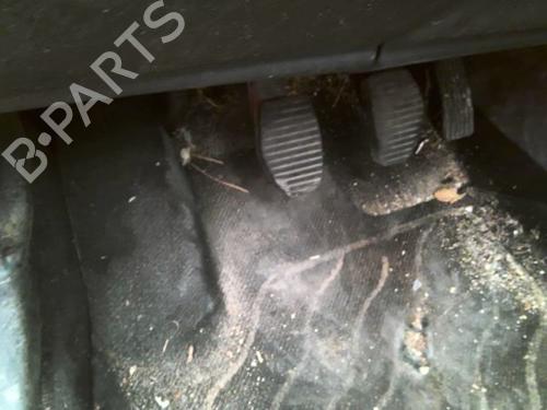 Used Clutch pedal Clutch pedal 39086698 39086698