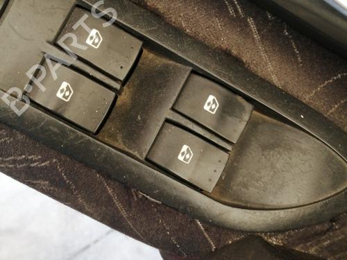 Left front window switch RENAULT LAGUNA II (BG0/1_) 1.9 dCi | BP26688995I27 