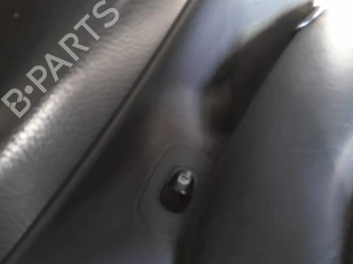 Used Right rear window switch Right rear window switch MERCEDES-BENZ CLK (C209) CLK 270 CDI (209.316) (170 hp) 39979834 39979834