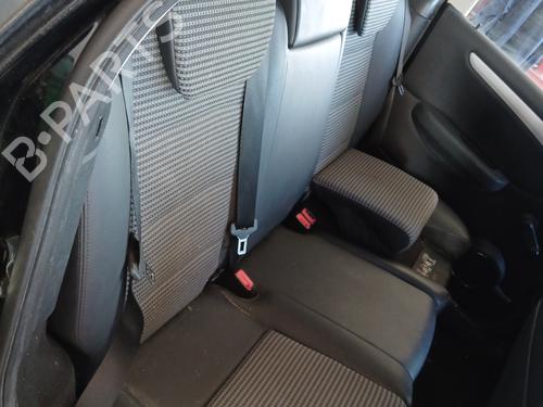 Sæde Bagtil MERCEDES-BENZ B-CLASS Sports Tourer (W245) B 180 CDI (245.207) (109 hp) 33200388