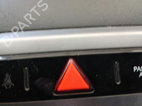 Used Warning switch Warning switch HYUNDAI i20 I (PB, PBT) 1.2 (86 hp) 30153694 30153694