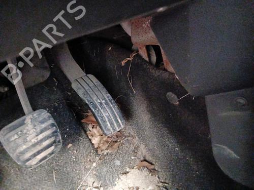 Used Pedal Pedal DACIA SANDERO 1.4 (BS0C, BS0A, BS0G, BS1F, BS0E) (75 hp) 32864430 32864430