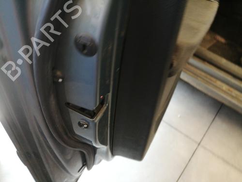 Front left lock VW TOURAN (1T1, 1T2) 2.0 TDI 16V | BP27683582C98 