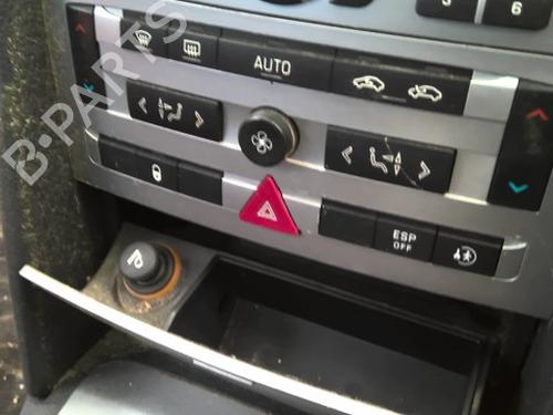 Used Climate control Climate control 39086695 39086695