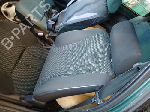 Left front seat PEUGEOT 106 II (1A_, 1C_) 1.1 i | BP30132583C15