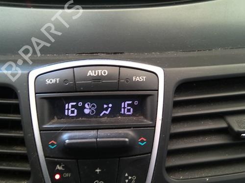 Used Climate control Climate control 38911414 38911414