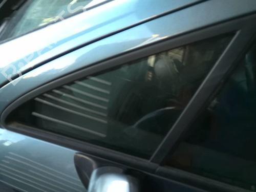 Used Front left quarter glass Front left quarter glass PEUGEOT 407 (6D_) 2.0 HDi 135 (6DRHRH, 6DRHRE, 6DRHRG, 6DRHRJ) (136 hp) 40437488 40437488