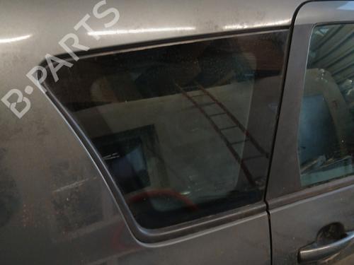 Używane Szyba boczna tylna prawa PEUGEOT 308 SW I (4E_, 4H_) 1.6 HDi (109 hp) 30083283