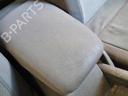 Armrest / Center console VW GOLF V (1K1) 1.9 TDI | BP38258778I20 - Image 4