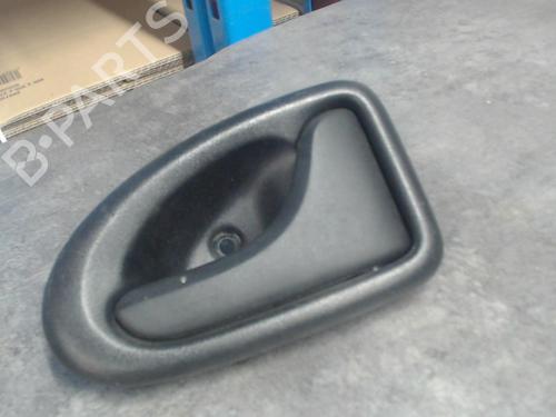 Used Front right interior door handle Front right interior door handle RENAULT MASTER II Platform/Chassis (ED/HD/UD) 2.5 D (80 hp) 36308055 36308055