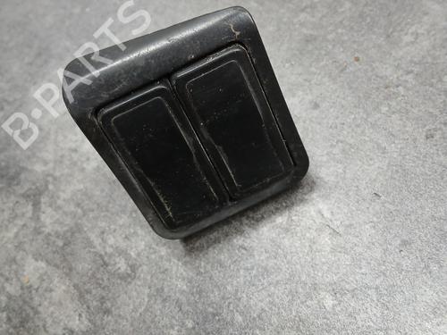 Used Left front window switch Left front window switch CITROËN ZX (N2) 1.4 i (75 hp) 29068509 29068509