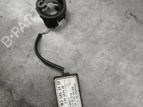 Used Electronic module MERCEDES-BENZ SPRINTER 3-t Van (B906) 209 CDI (906.611, 906.613) (88 hp) 30563055