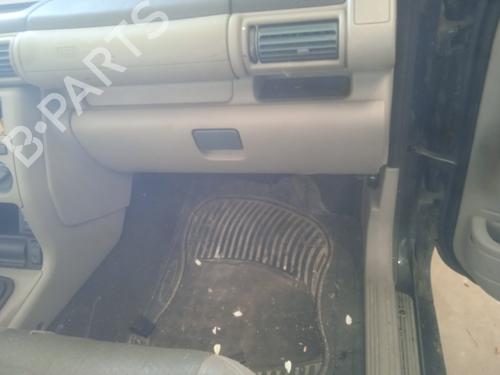 Used Glove box LAND ROVER FREELANDER I (L314) 2.0 DI 4x4 (98 hp) 21675461