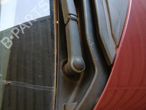 Used Front wiper motor CITROËN C4 Picasso I MPV (UD_) 1.6 HDi (109 hp) 28584030