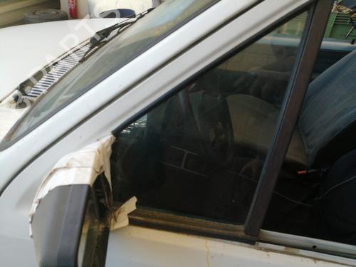 Used Left front door Left front door 26215862 26215862