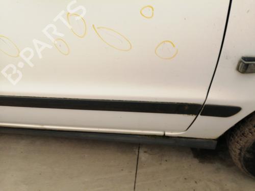 Right front door VOLVO V40 Estate (645) 1.6 | BP24402755C3 