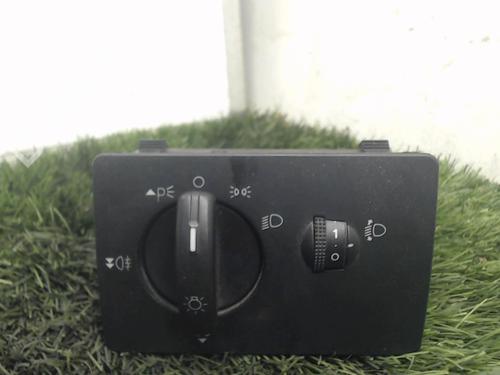 Used Headlight switch Headlight switch FORD FOCUS II (DA_, HCP, DP) 1.6 TDCi (90 hp) 20887204 20887204