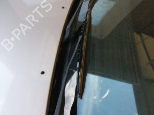 Used Front windshield wiper arm PEUGEOT 106 II (1A_, 1C_) 1.1 i (60 hp) 25864223