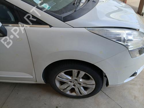 Used Right front fenders Right front fenders PEUGEOT 5008 (0U_, 0E_) 1.6 HDi (112 hp) 36010082 36010082