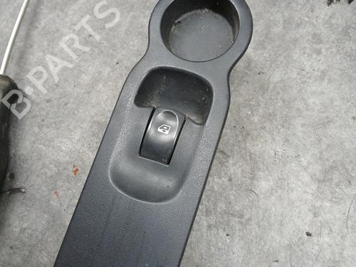 Used Right front window switch RENAULT MODUS / GRAND MODUS (F/JP0_) 1.5 dCi (JP0G, JP0H) (106 hp) 31279535