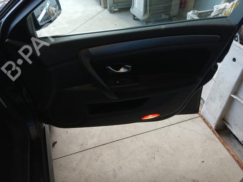 Rudehejsemekanisme Højre foran RENAULT LAGUNA III (BT0/1) 1.5 dCi (BT00, BT0A, BT0T, BT1J) (110 hp) 30129807