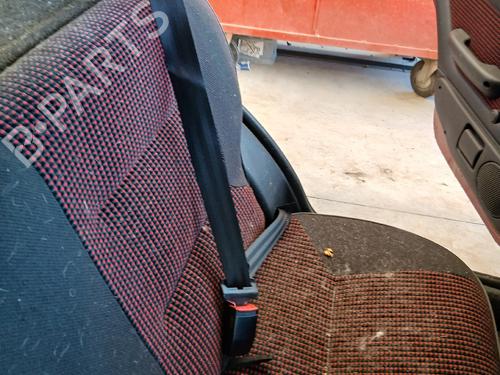 Used Rear left seatbelt Rear left seatbelt PEUGEOT 106 II (1A_, 1C_) 1.4 i (75 hp) 35926602 35926602