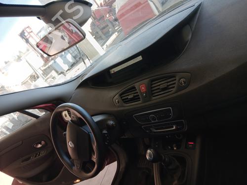 Used Dashboard Dashboard RENAULT SCÉNIC III (JZ0/1_) 1.5 dCi (110 hp) 33047924 33047924