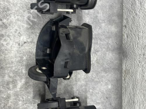 Luftventil Luftventil MERCEDES-BENZ SPRINTER 2-t Bus (B901, B902) 213 CDI (902.671, 902.672) (129 hp) 27271457 27271457